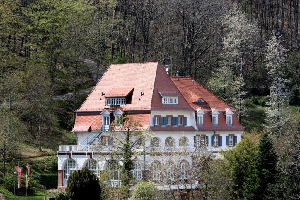Jugendstilhotel Trifels Annweiler am Trifels Exterior foto