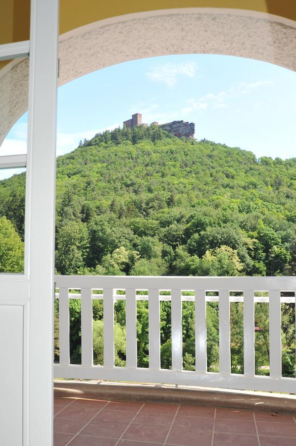 Jugendstilhotel Trifels Annweiler am Trifels Exterior foto