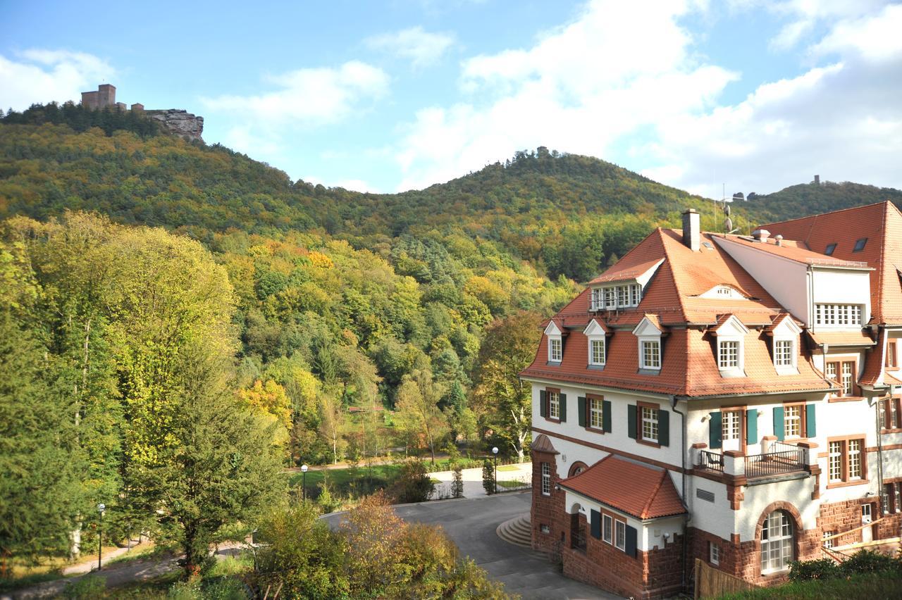 Jugendstilhotel Trifels Annweiler am Trifels Exterior foto